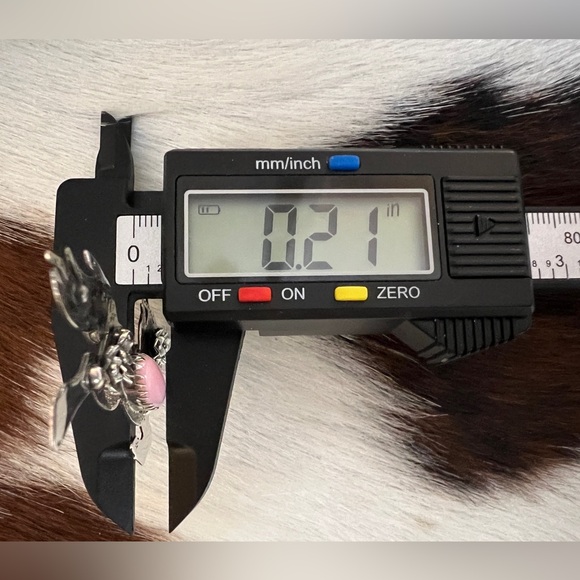 ❤️ Queen Pink Conch Decorative SS 925 Hand Stamp Statement Horse Pendant 2.14”L - Picture 14 of 16